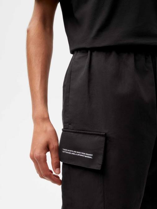 mujer shorts cargo en mezcla de algodón orgánico Pangaia negro ropa TDTH266