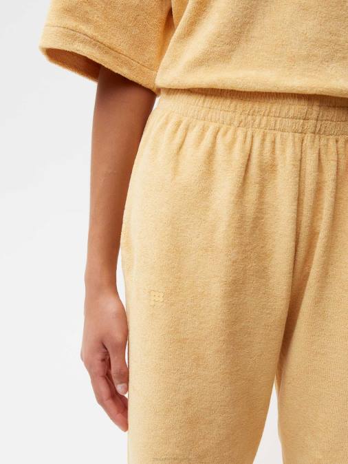 mujer shorts largos de toalla Pangaia arena oscura ropa TDTH243
