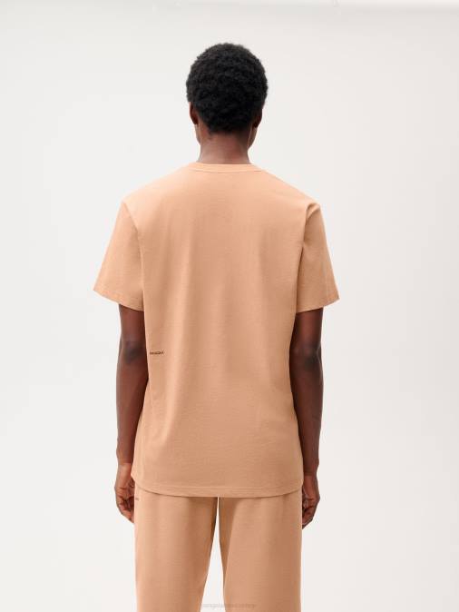 mujer camiseta con tinte alimentario Pangaia rooibos rojo ropa TDTH202