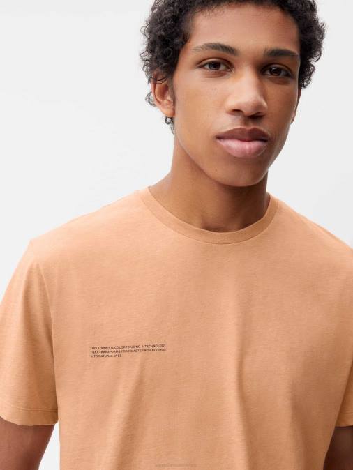 mujer camiseta con tinte alimentario Pangaia rooibos rojo ropa TDTH202