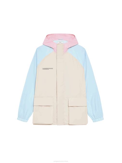 mujer chaqueta color block de nailon reciclado Pangaia arena ropa TDTH474