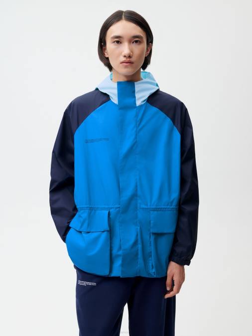 mujer chaqueta color block de nailon reciclado Pangaia azul cerúleo ropa TDTH450