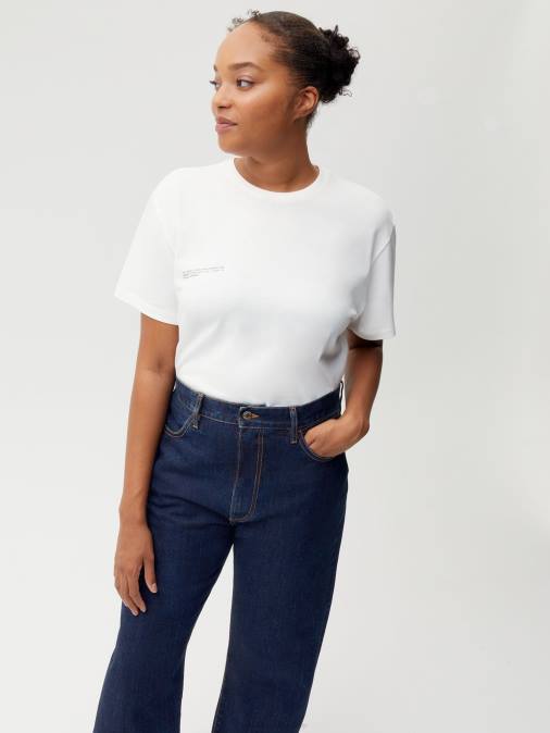 mujer jeans de tiro alto con ortiga Pangaia enjuagar lavar ropa TDTH383