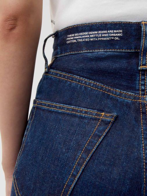 mujer jeans de tiro alto con ortiga Pangaia enjuagar lavar ropa TDTH383