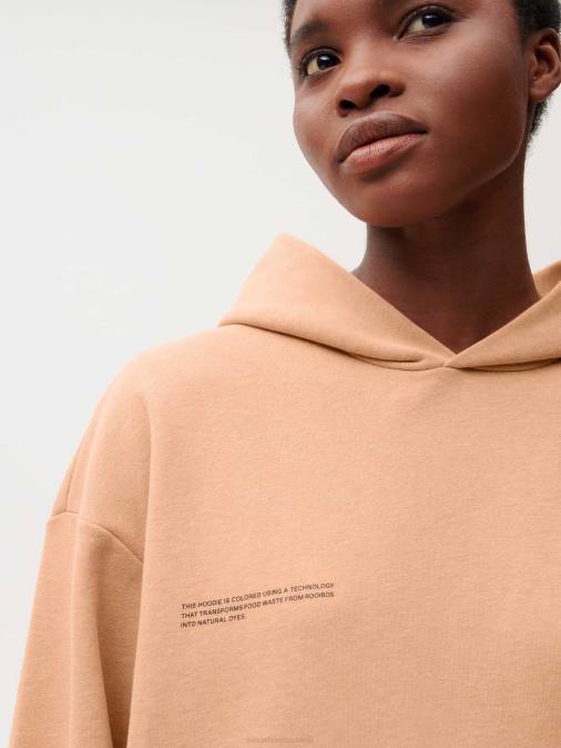 mujer sudadera con capucha de tinte alimentario Pangaia rooibos rojo ropa TDTH29